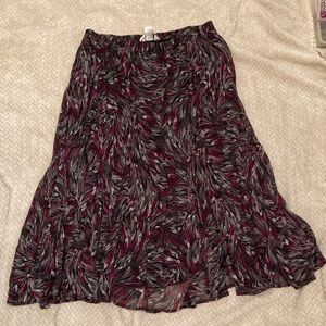 Christopher & Banks A-Line Skirt in Black, Gray, and Red Feather Print